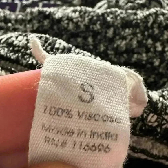 Low Cut Halter Cropped Peasant Blouse - Picture 10 of 10